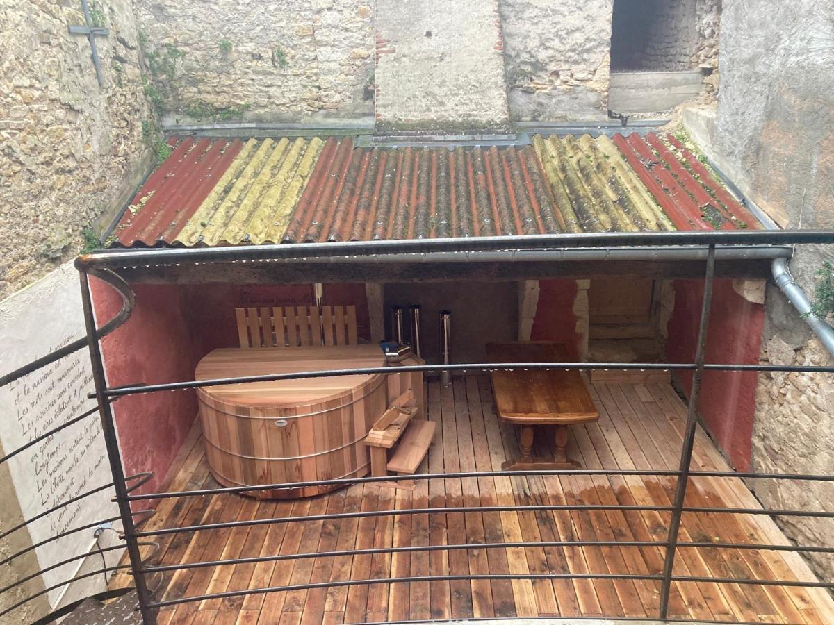 Le Patio De Xenia Bed and Breakfast La Charité-sur-Loire Exteriör bild